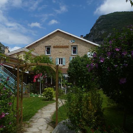 La Petite Auberge De Niaux Εξωτερικό φωτογραφία